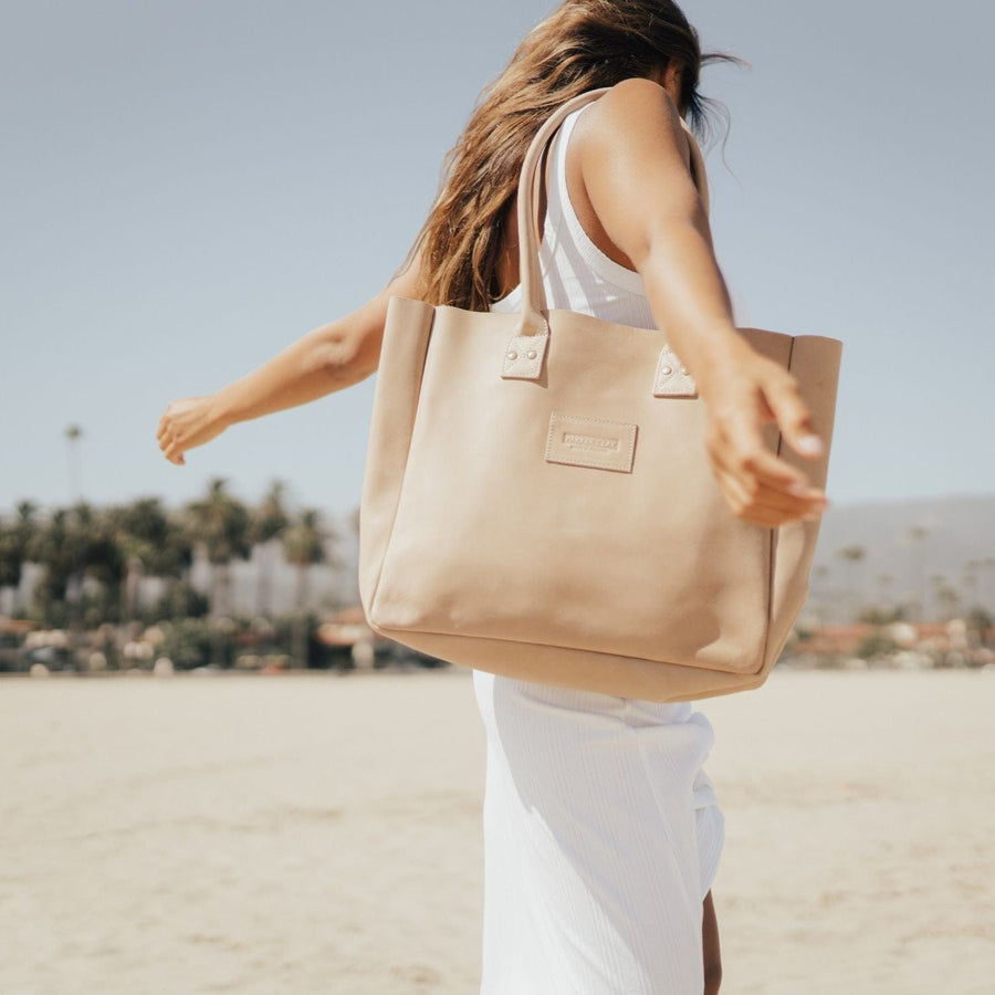 Merkato Signature Zip Tote Rust Brown