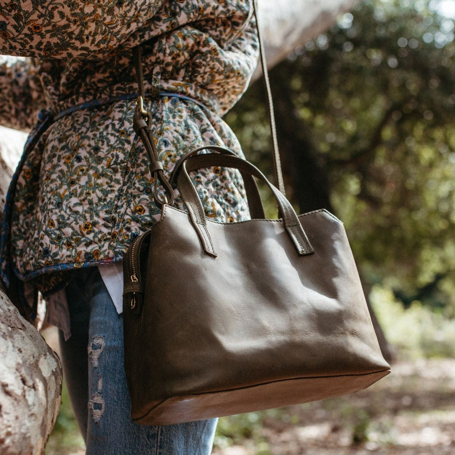 Fashion Handbags, Chic Purses & Luxe Bags
