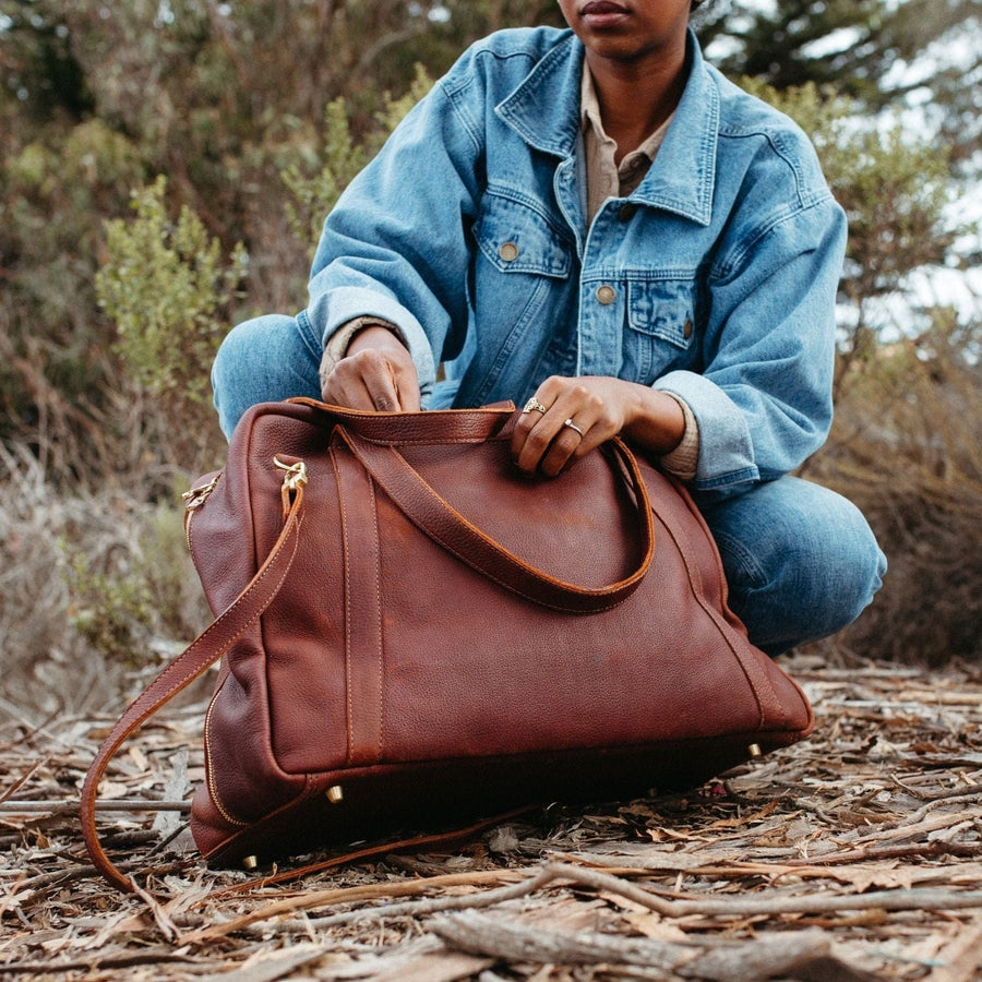 Ethically Crafted Sustainable Leather / Taytu Weekender Bag / Rust Brown / Genuine Full Grain Leather / Parker Clay / Certified B Corp